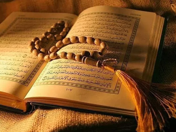 Ngaji Kitab Menjelang Buka Puasa di Masjid Darus Sa’adah